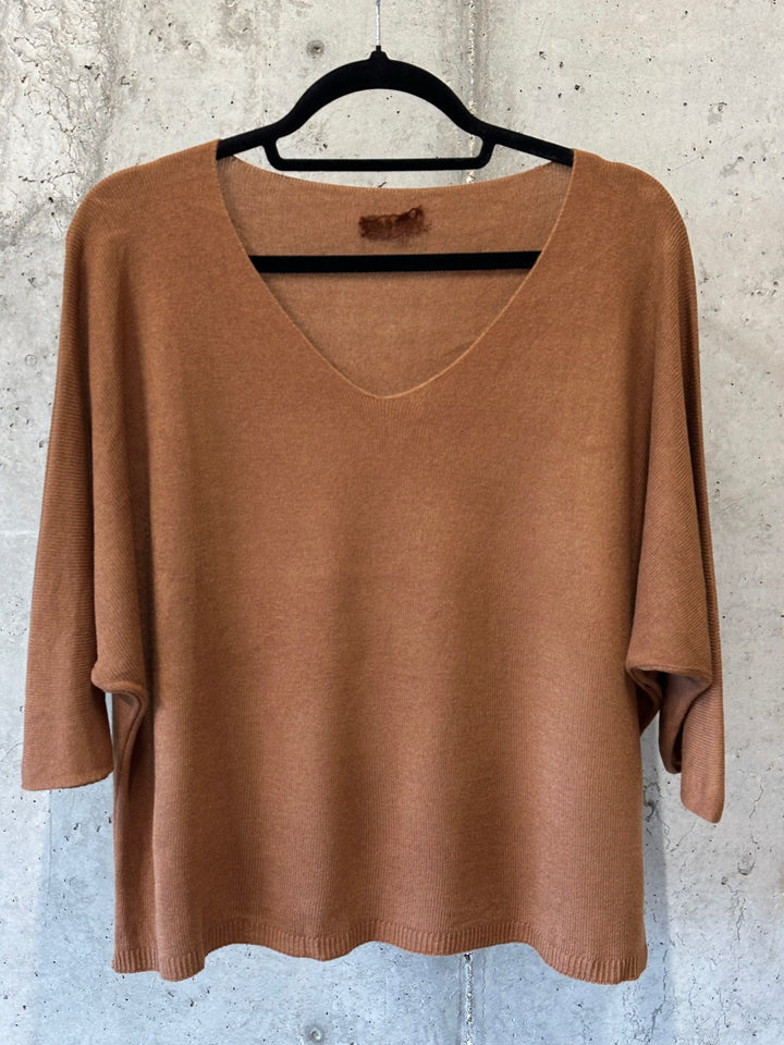 Kurzer Feinstrickpullover mit 3/4-Ärmeln & V-Ausschnitt (36/40) MADE IN 🇮🇹