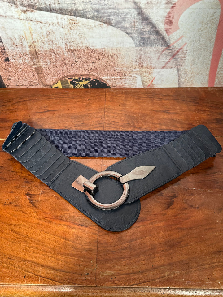 Elastischer Gürtel Marineblau Silberne Schnalle