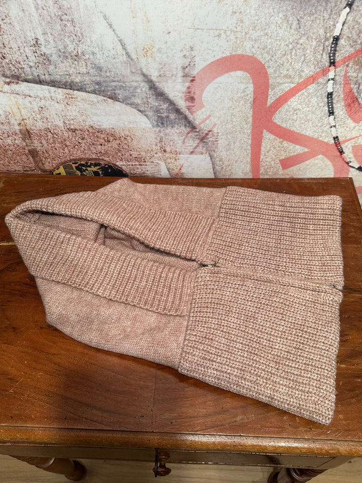 Kapuze mit Kragen aus Strick